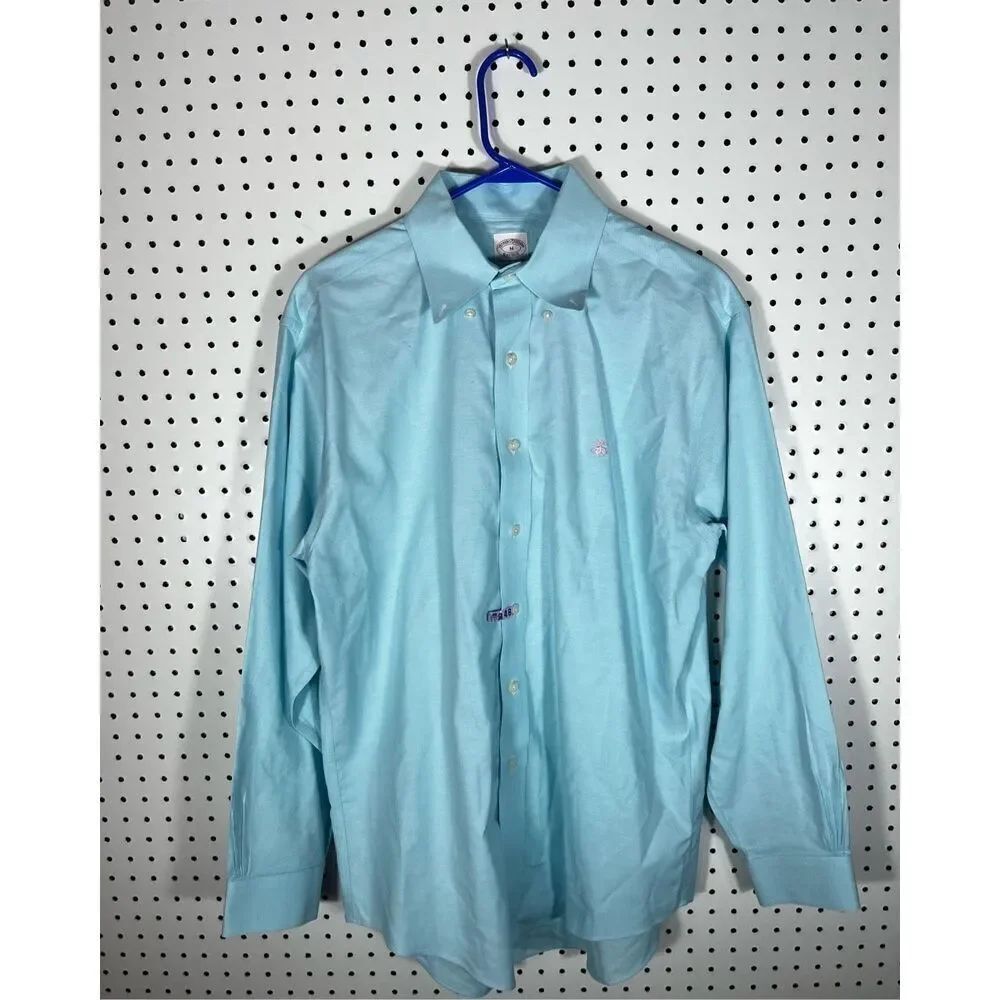 Mens Brooks Brothers button down shirt size M